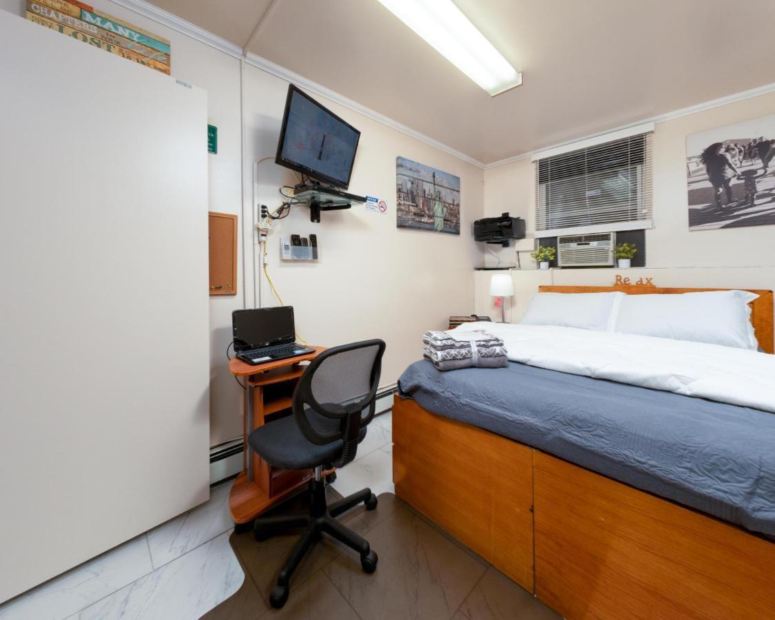 Booking.com Exxlusive: Fully Furnished One Bedroom Entire With Full Size Bed. For One Person Or Couple, Soulmate Positive Friendship Apartamento *